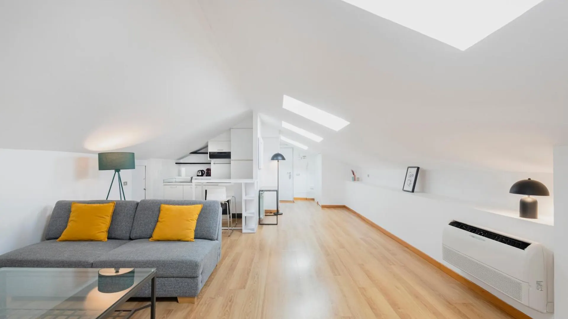 Apartment Relstay - Arco Della Pace - Sunny Loft Milan